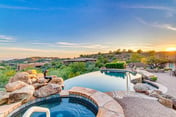 Desert Oasis/Luxury 5 Bedroom w/Pool, Spa & Views