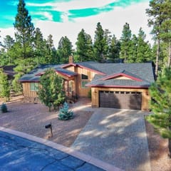 Pristine Torreon Cabin, Sleeps 6