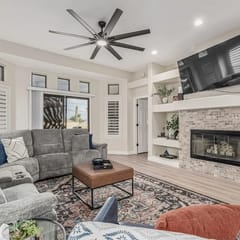 Remodeled 2 Bedroom + Sunroom/Office Fountain Hills