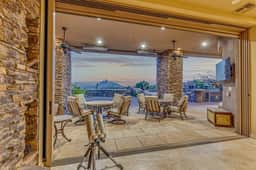 Desert Oasis/Luxury 5 Bedroom w/Pool, Spa & Views
