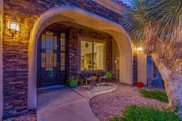 Luxury 4 Bedroom Desert Retreat Sleeps 14 Hot Tub