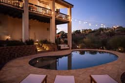 Southwestern Desert Escape/Pool/Hot Tub/Sleeps 12 - Image 5