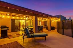 Vibrant 4 Bedroom w/Pool & Spa