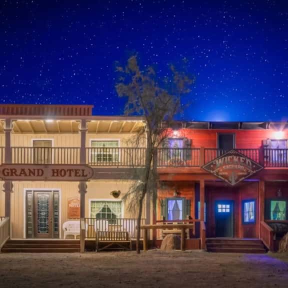 Wild West Gunsight Pass Sleeps 4 - Image 1
