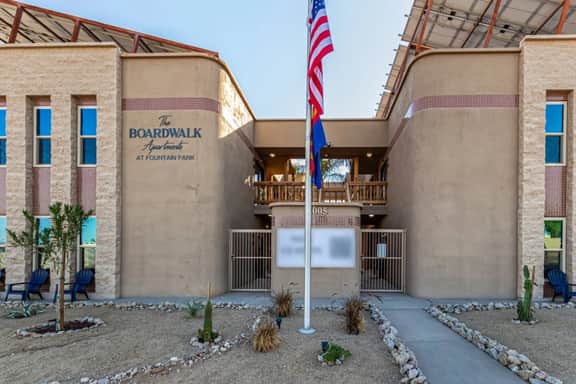 *New* Luxe Apartment 1 Bed Office - Fountain Hills 106
