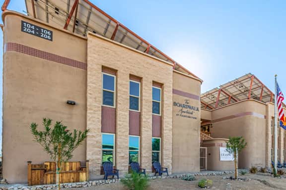 *New* Luxe Apartment 1 Bed/1 Bath - Fountain Hills 202
