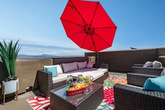 Desert Calm Scottsdale 4-Bedroom w/ Pool & Spa