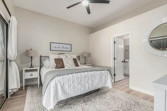 Remodeled 2 Bedroom + Sunroom/Office Fountain Hills
