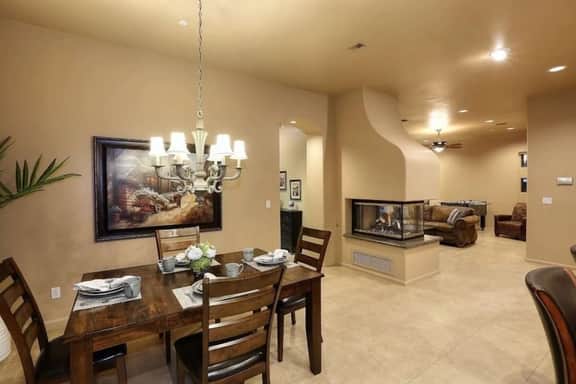 Scottsdale/Gated/2 Bedrm/Hot Tub