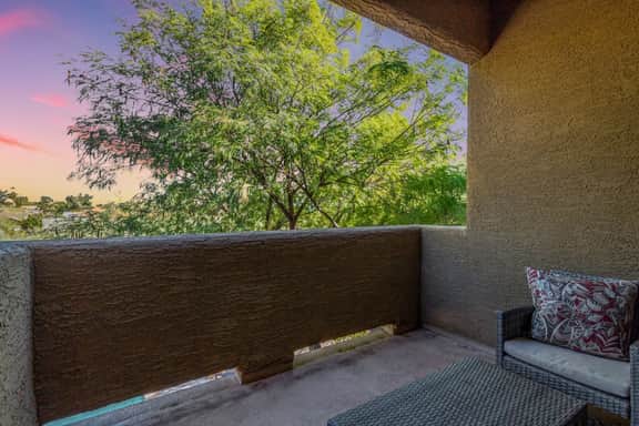 Spacious Well-Appointed Townhome 3 Bed/3 Bath