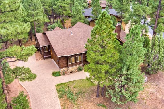 Torreon Cozy Cabin, Decks, BBQ, 4Bedroom, Sleeps 6