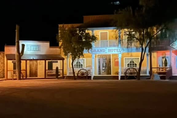 Wild West Gunsight Pass Sleeps 4