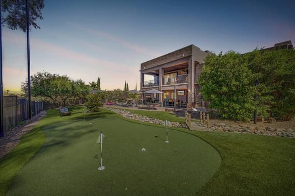 Golfside Oasis, Sleeps 12-Pool, Spa, Putting Green