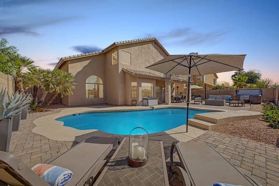 Poolside Desert Retreat in Scottsdale - Sleeps 10